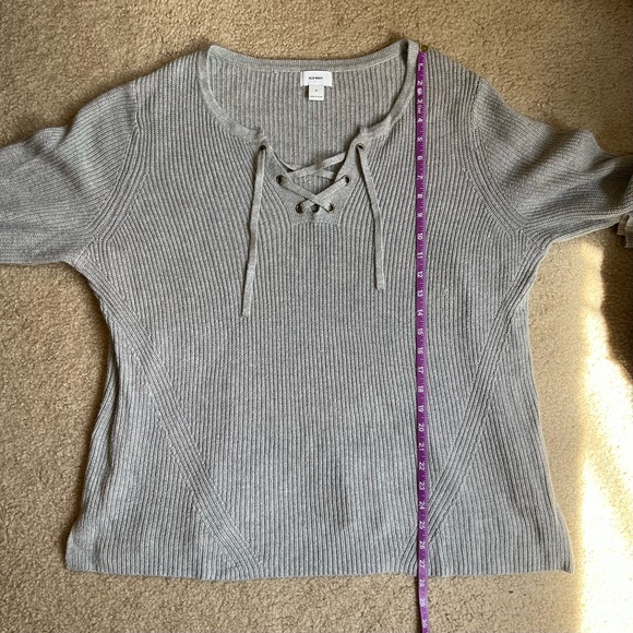 Old Navy Lace Up Front Crew Neck Sweater in Grey - Picture 5 of 6